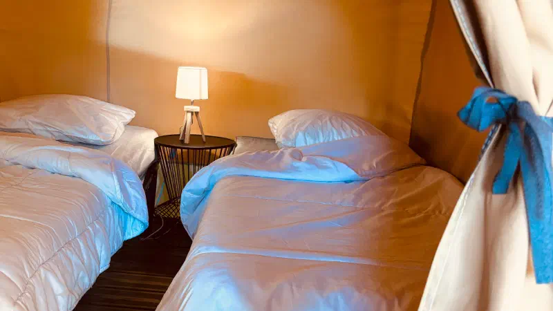 view chambre gauche lodge masaai 4PL